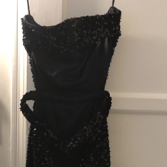 Small Strapless Black Sequin dress from Shein - Picture 4 of 4